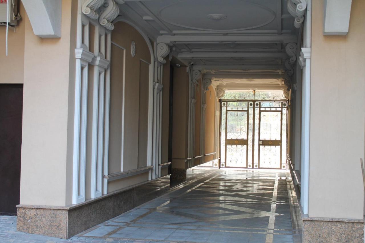 Apartment - Heart Of Odessa Екстериор снимка