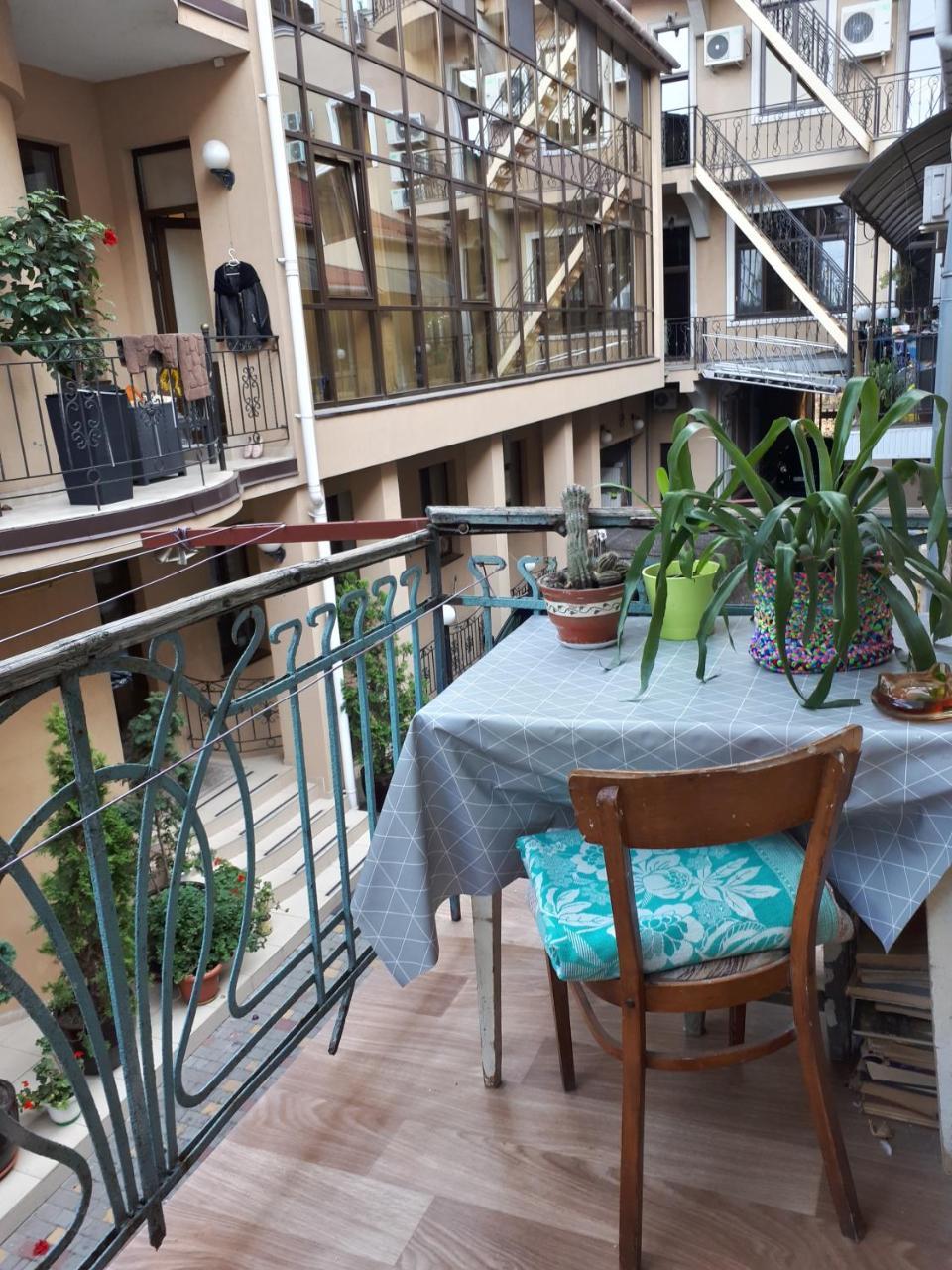 Apartment - Heart Of Odessa Екстериор снимка